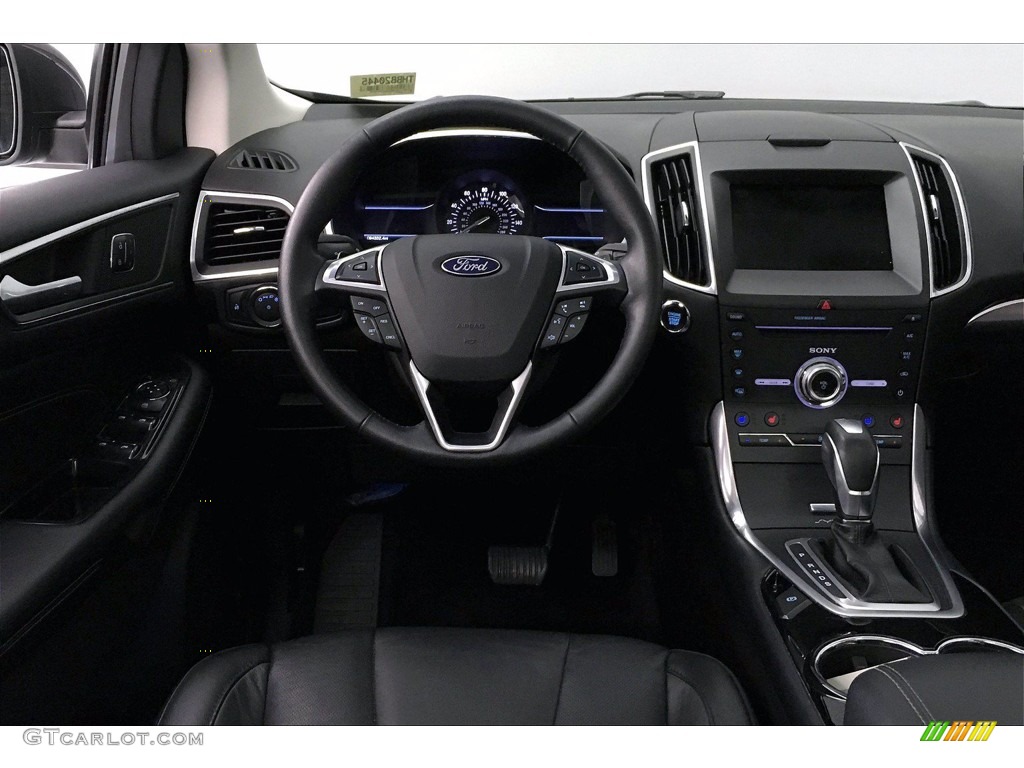 2017 Ford Edge Titanium Ebony Dashboard Photo #139908938