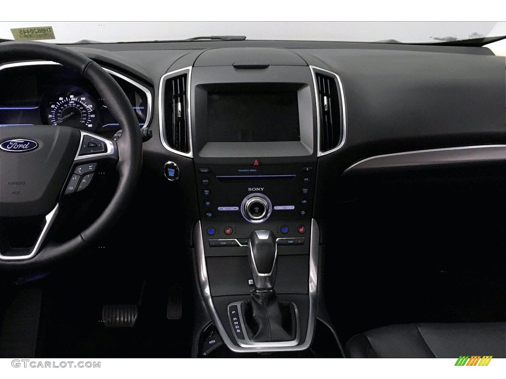 2017 Ford Edge Titanium Ebony Dashboard Photo #139908941