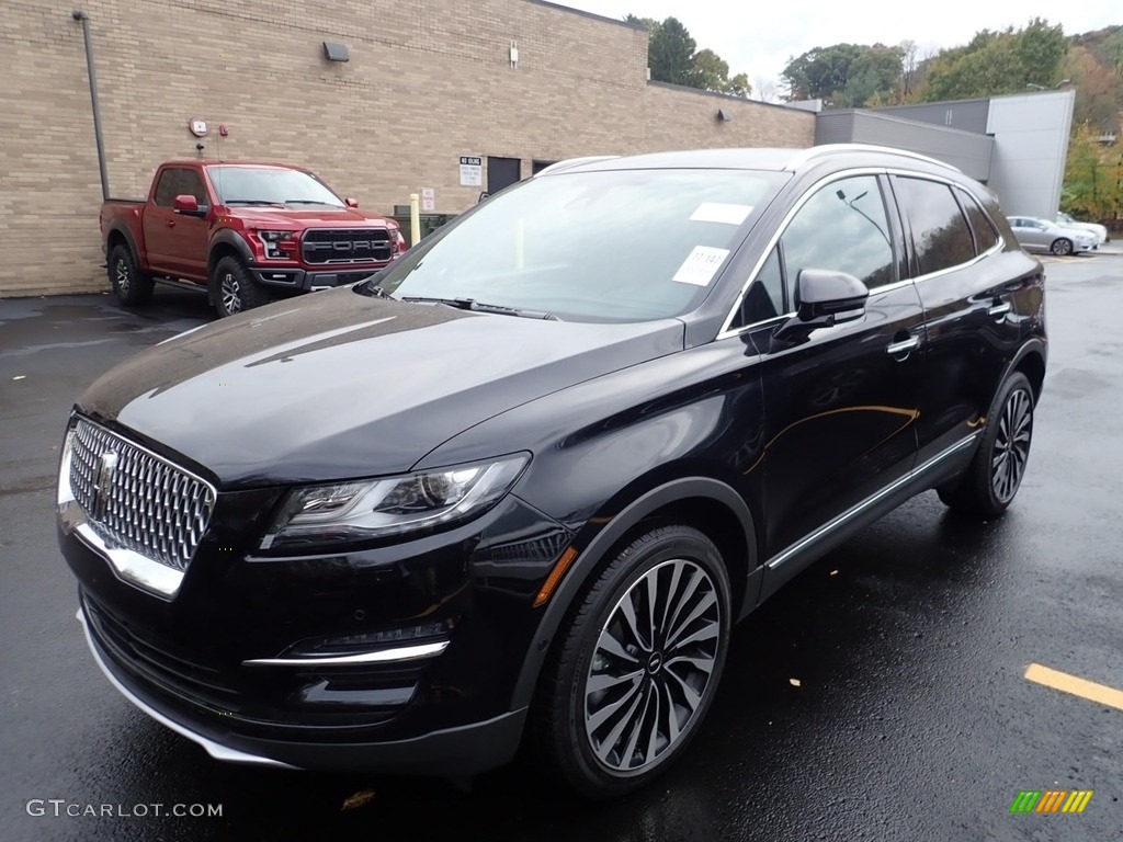 2019 MKC Black Label AWD - Infinite Black Metallic / Centerstage-Jet Black/Foxfire photo #1