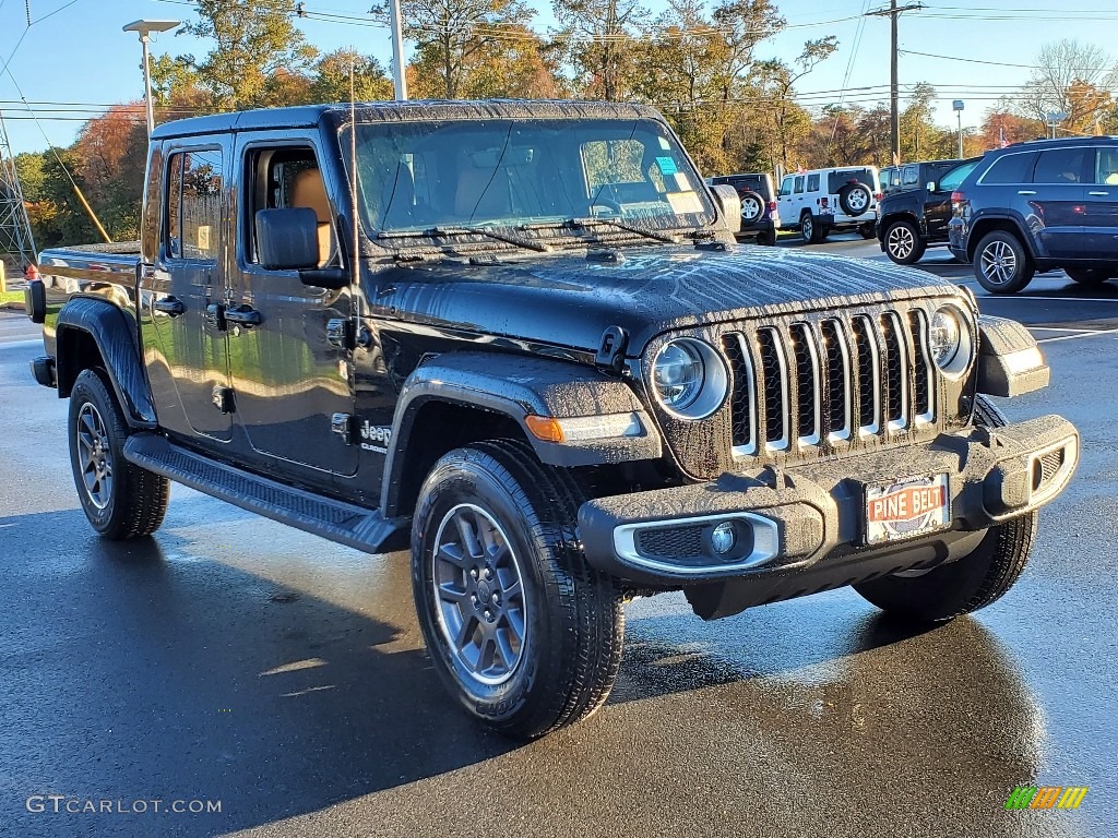 2021 Gladiator Overland 4x4 - Black / Black/Dark Saddle photo #1