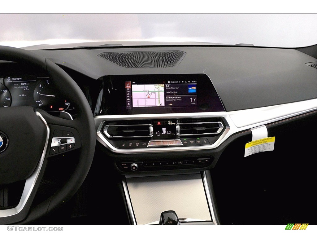 2021 BMW 3 Series 330i Sedan Black Dashboard Photo #139913483