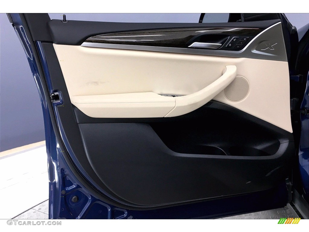 2021 BMW X3 sDrive30i Door Panel Photos