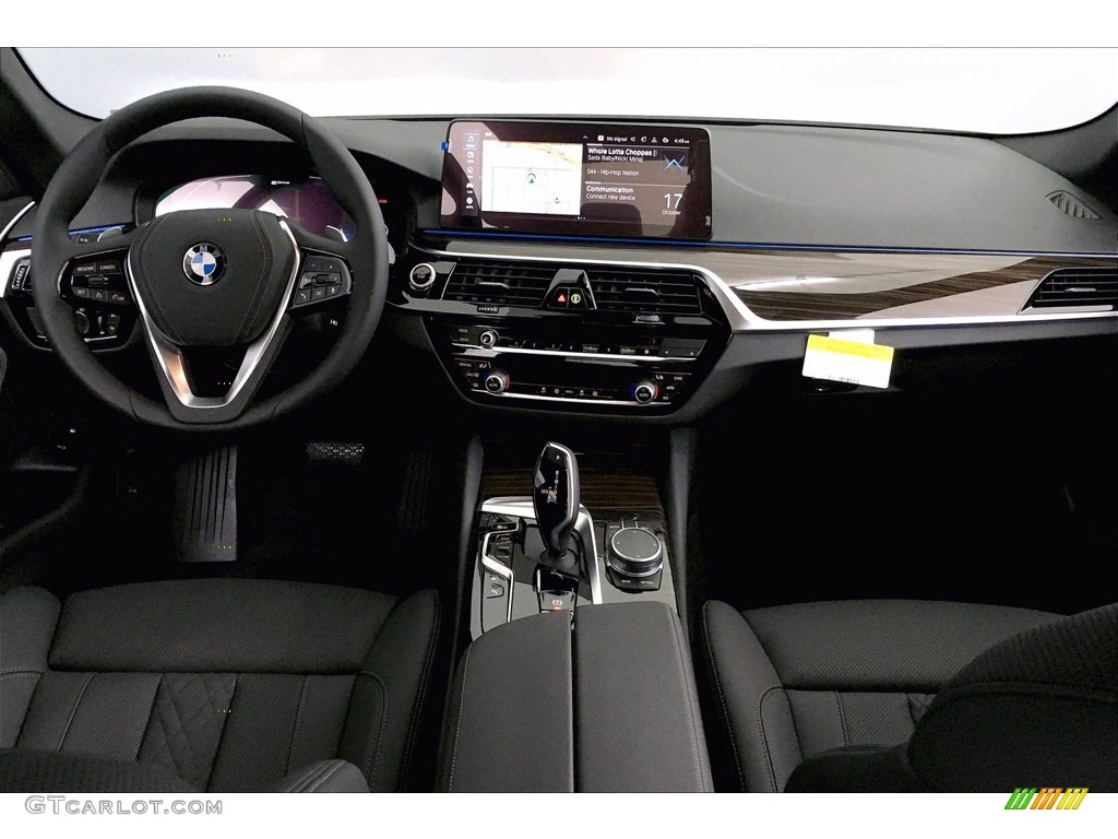 2021 BMW 5 Series 530e Sedan Black Dashboard Photo #139914587