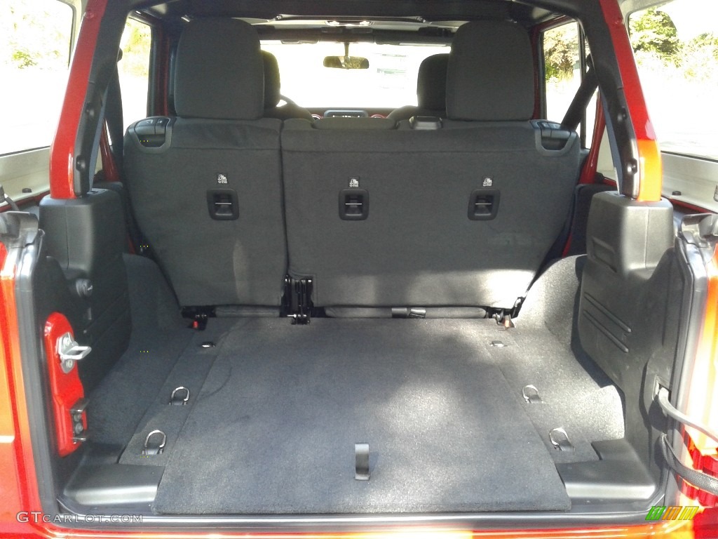 2021 Jeep Wrangler Unlimited Rubicon 4x4 Trunk Photo #139916412