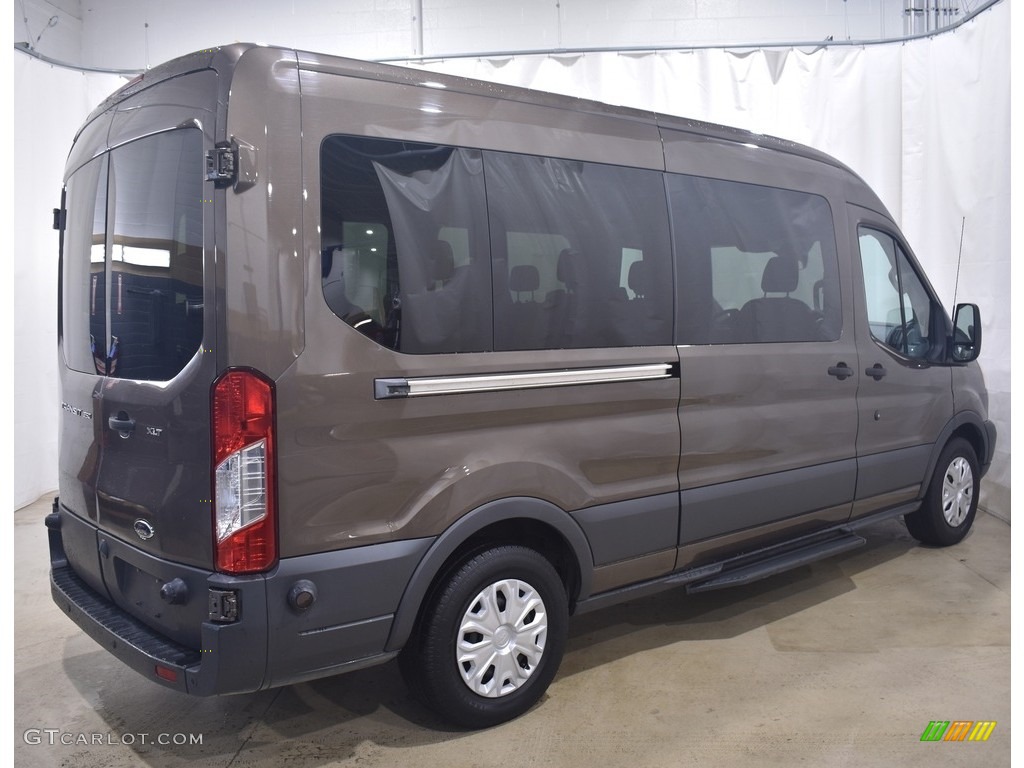 Caribou 2017 Ford Transit Wagon XLT 350 MR Long Exterior Photo #139916427