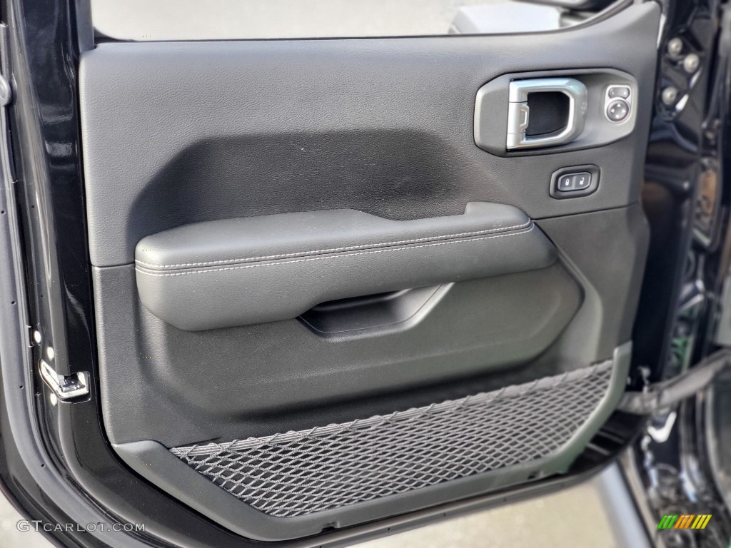 2021 Jeep Gladiator Rubicon 4x4 Door Panel Photos