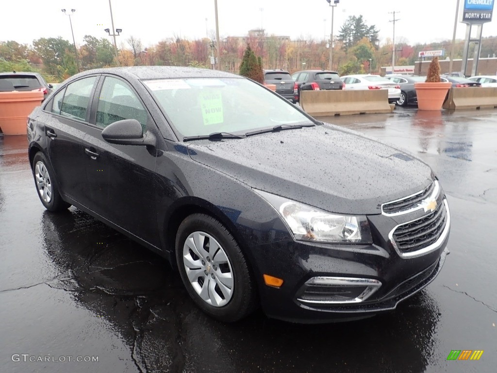 2015 Cruze LS - Black Granite Metallic / Jet Black/Medium Titanium photo #11