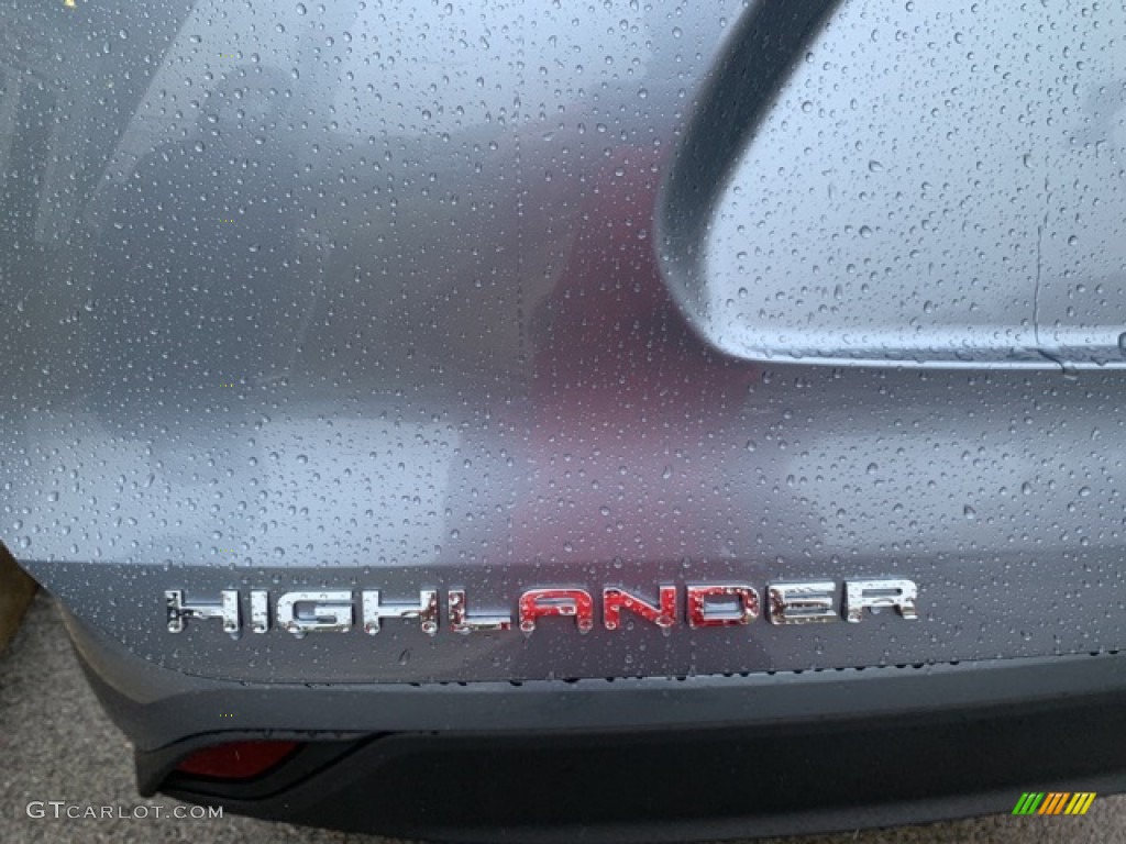 2021 Highlander XLE AWD - Moon Dust / Black photo #33