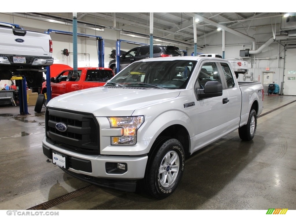 2017 F150 XL SuperCab 4x4 - Ingot Silver / Earth Gray photo #1