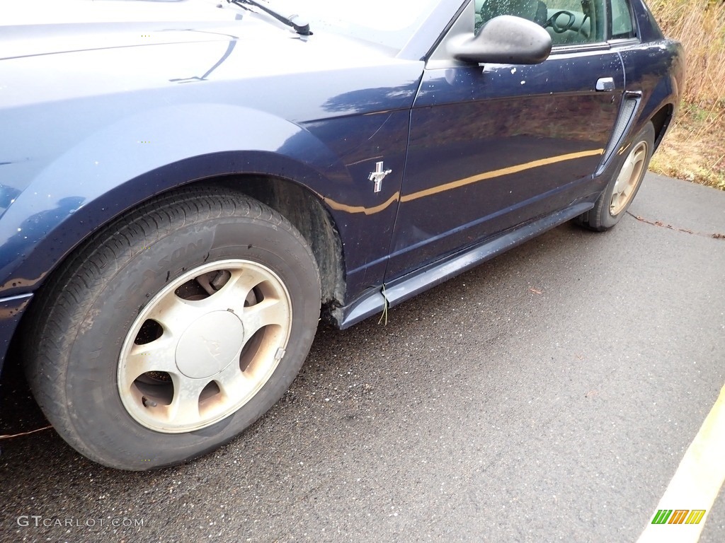 2001 Mustang V6 Coupe - True Blue Metallic / Medium Graphite photo #6