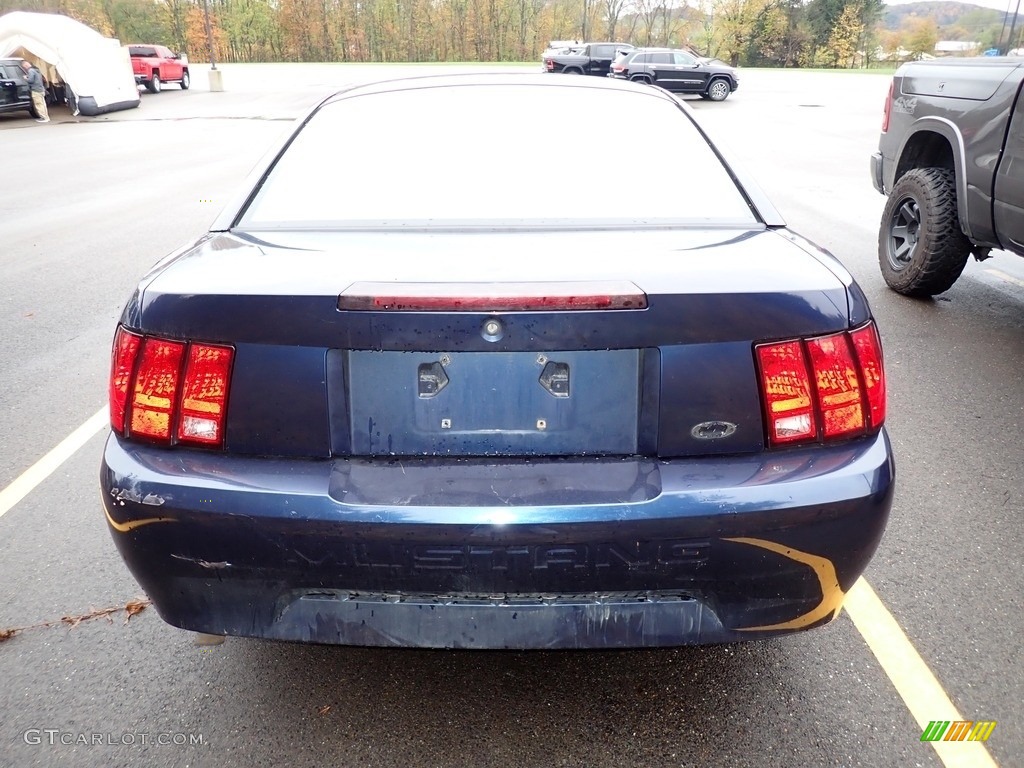 2001 Mustang V6 Coupe - True Blue Metallic / Medium Graphite photo #14