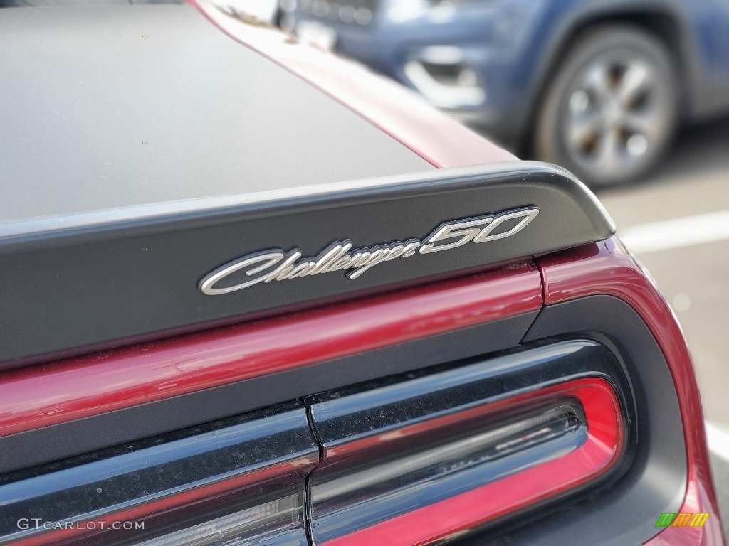 2020 Challenger R/T - Octane Red / Black photo #6