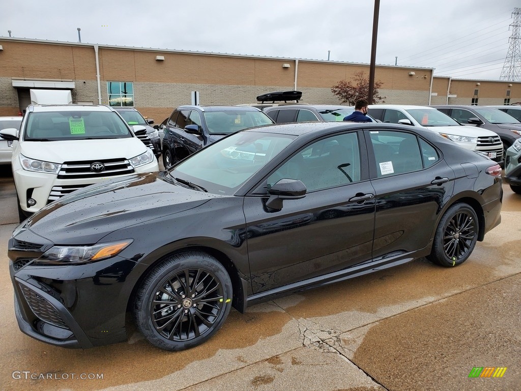 Midnight Black Metallic 2021 Toyota Camry SE Nightshade Exterior Photo #139928290