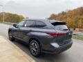 2021 Magnetic Gray Metallic Toyota Highlander XLE AWD  photo #2