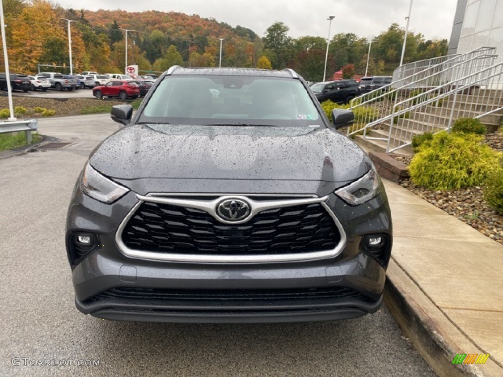 2021 Highlander XLE AWD - Magnetic Gray Metallic / Black photo #7