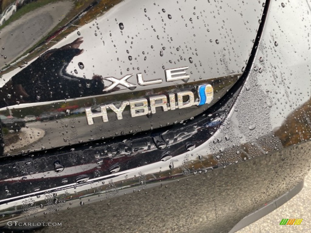 2021 Toyota Avalon Hybrid XLE Marks and Logos Photo #139929238