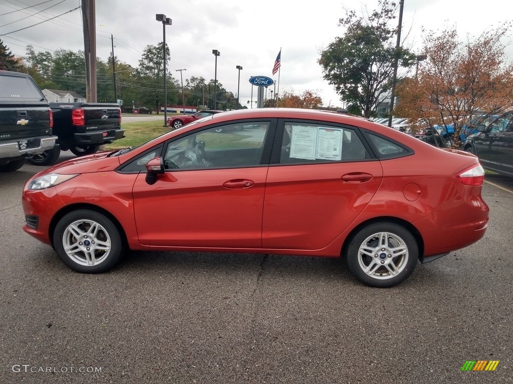 2018 Fiesta SE Sedan - Hot Pepper Red / Charcoal Black photo #5