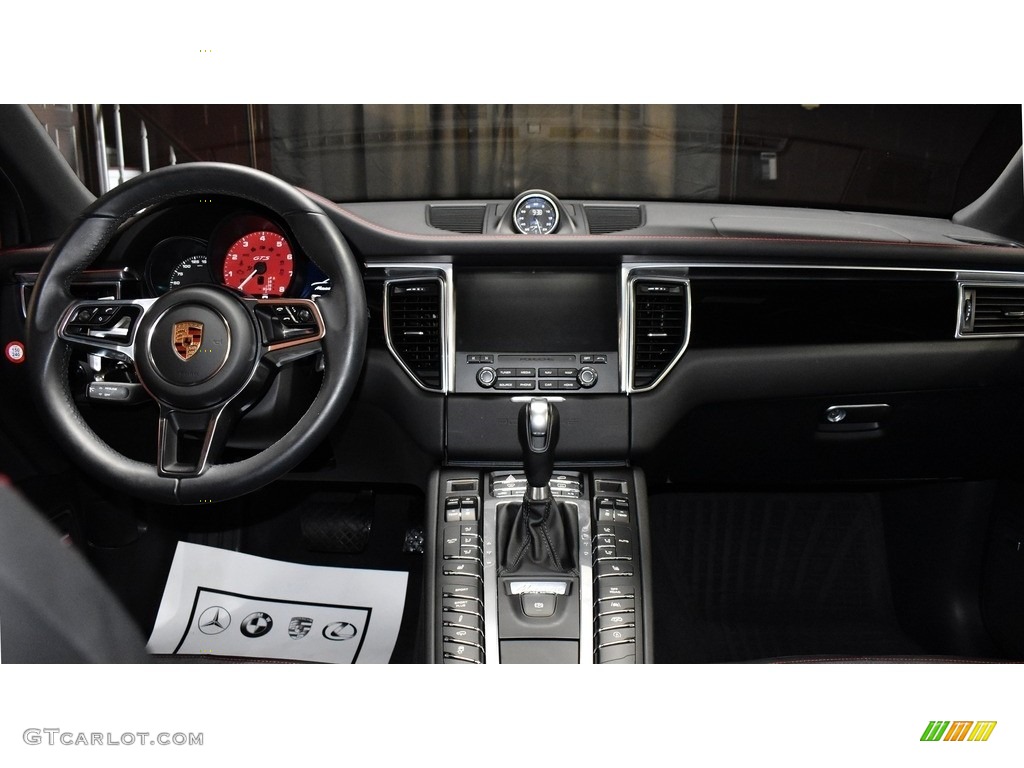 2017 Porsche Macan GTS Black w/Alcantara Dashboard Photo #139932496
