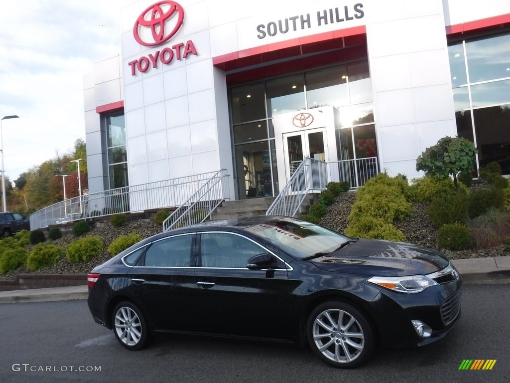 2013 Avalon XLE - Attitude Black Pearl / Black photo #2