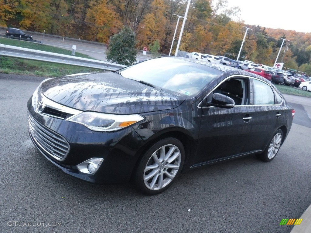 2013 Avalon XLE - Attitude Black Pearl / Black photo #11