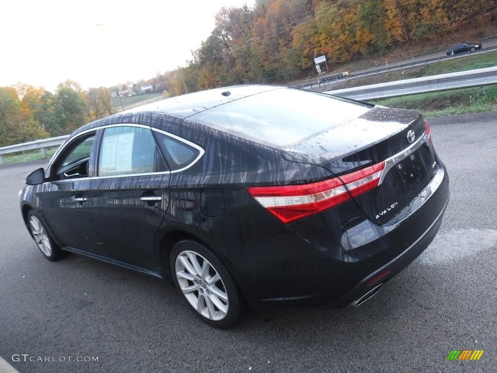 2013 Avalon XLE - Attitude Black Pearl / Black photo #13