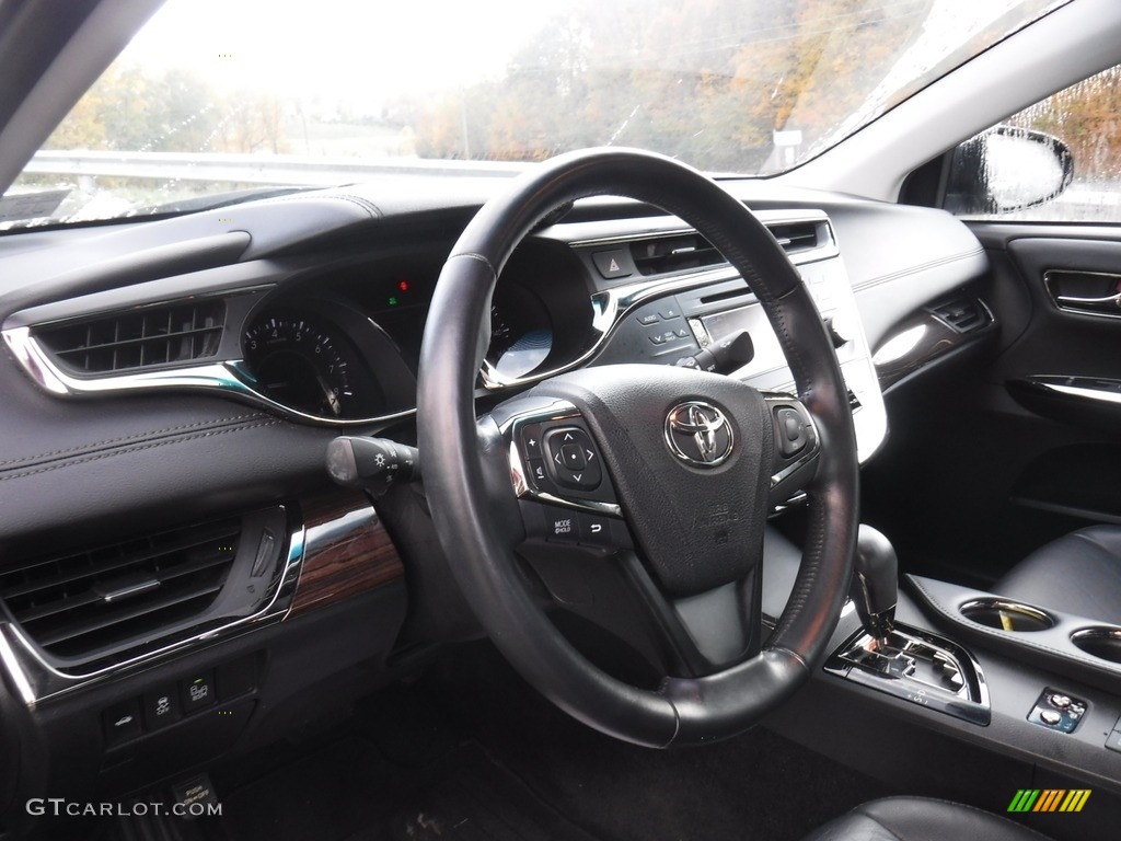 2013 Avalon XLE - Attitude Black Pearl / Black photo #20