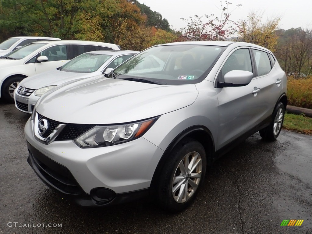 2017 Rogue Sport S AWD - Brilliant Silver / Charcoal photo #1