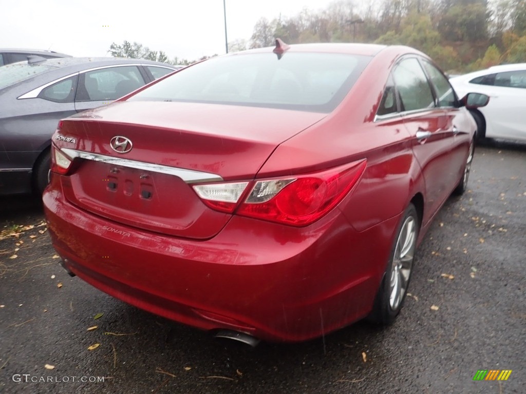 2011 Sonata SE - Venetian Red / Black photo #4