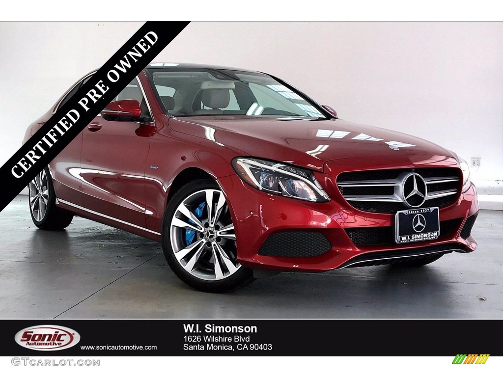 designo Cardinal Red Metallic Mercedes-Benz C