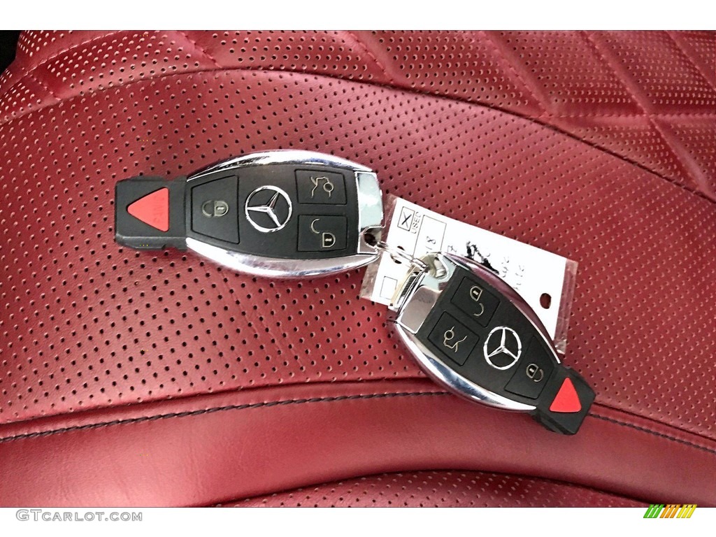 2017 Mercedes-Benz S 550 4Matic Coupe Keys Photos