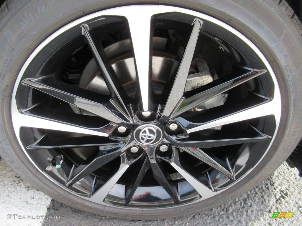 2020 Toyota Camry XSE Wheel Photo #139948443