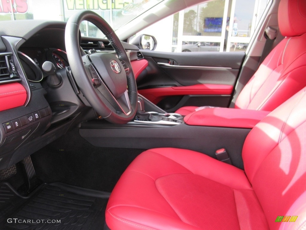 Cockpit Red Interior 2020 Toyota Camry XSE Photo #139948503