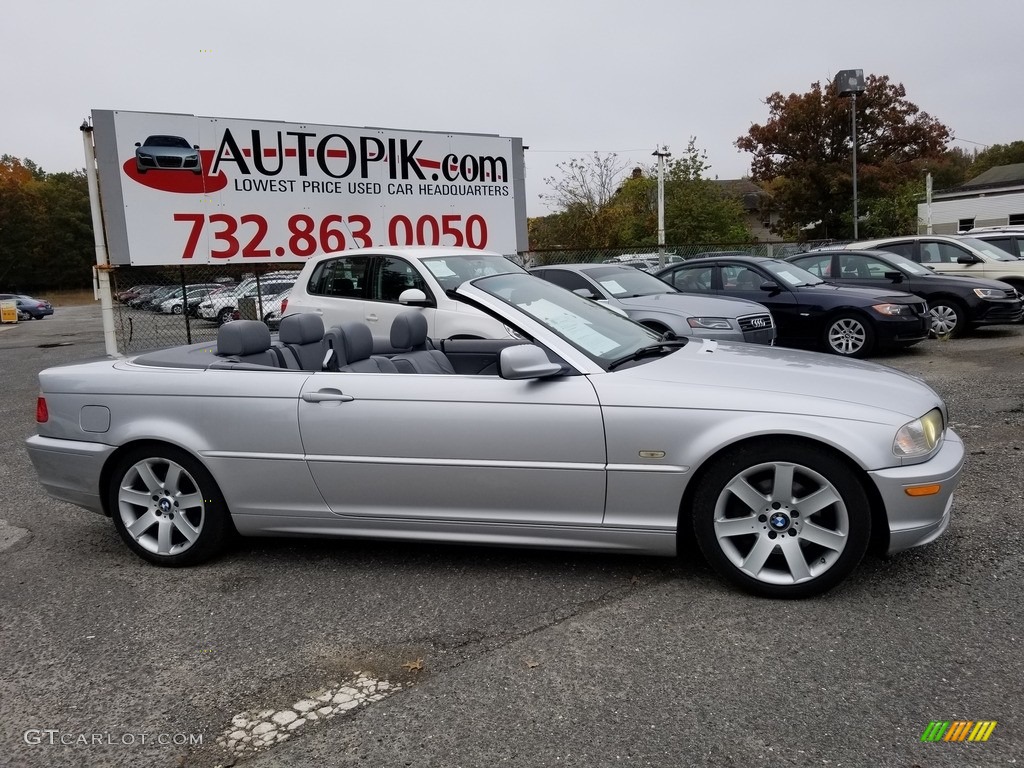 2003 3 Series 325i Convertible - Titanium Silver Metallic / Black photo #2