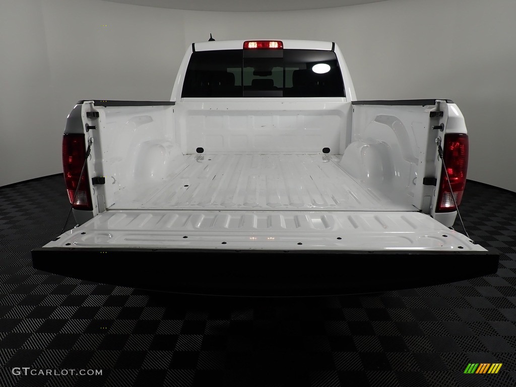2018 1500 Big Horn Quad Cab 4x4 - Bright White / Black/Diesel Gray photo #16