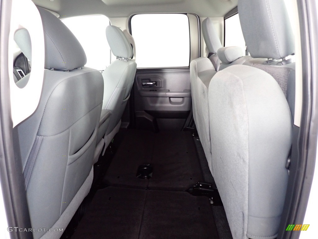 2018 1500 Big Horn Quad Cab 4x4 - Bright White / Black/Diesel Gray photo #35