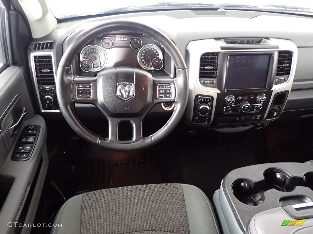 2018 1500 Big Horn Quad Cab 4x4 - Bright White / Black/Diesel Gray photo #36