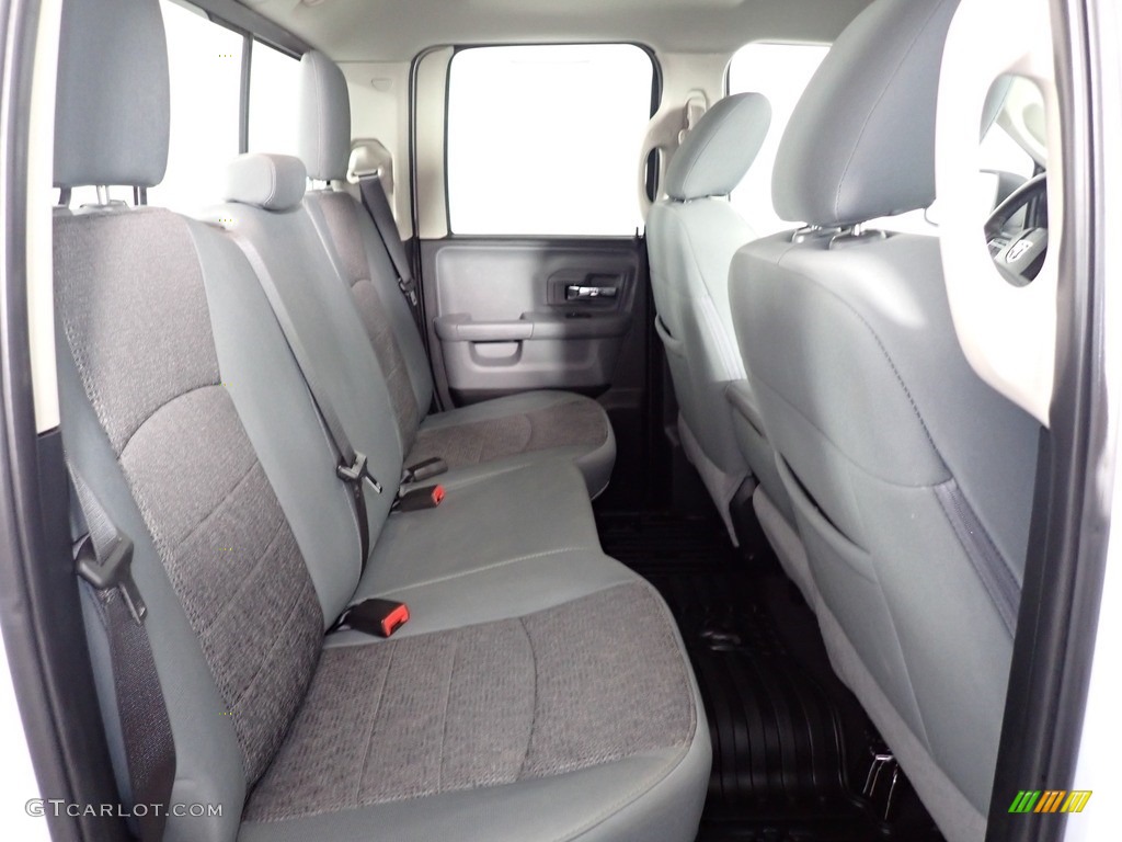 2018 1500 Big Horn Quad Cab 4x4 - Bright White / Black/Diesel Gray photo #38
