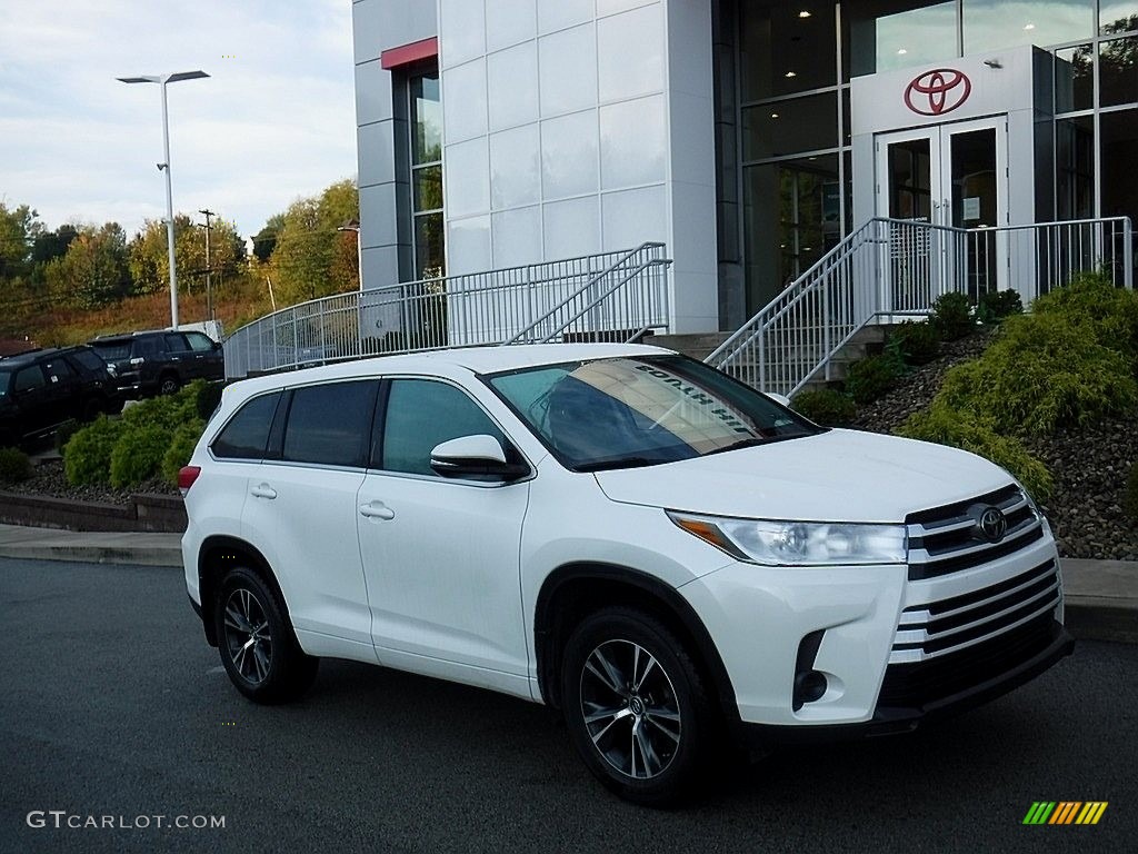 2018 Highlander LE AWD - Blizzard White Pearl / Black photo #1