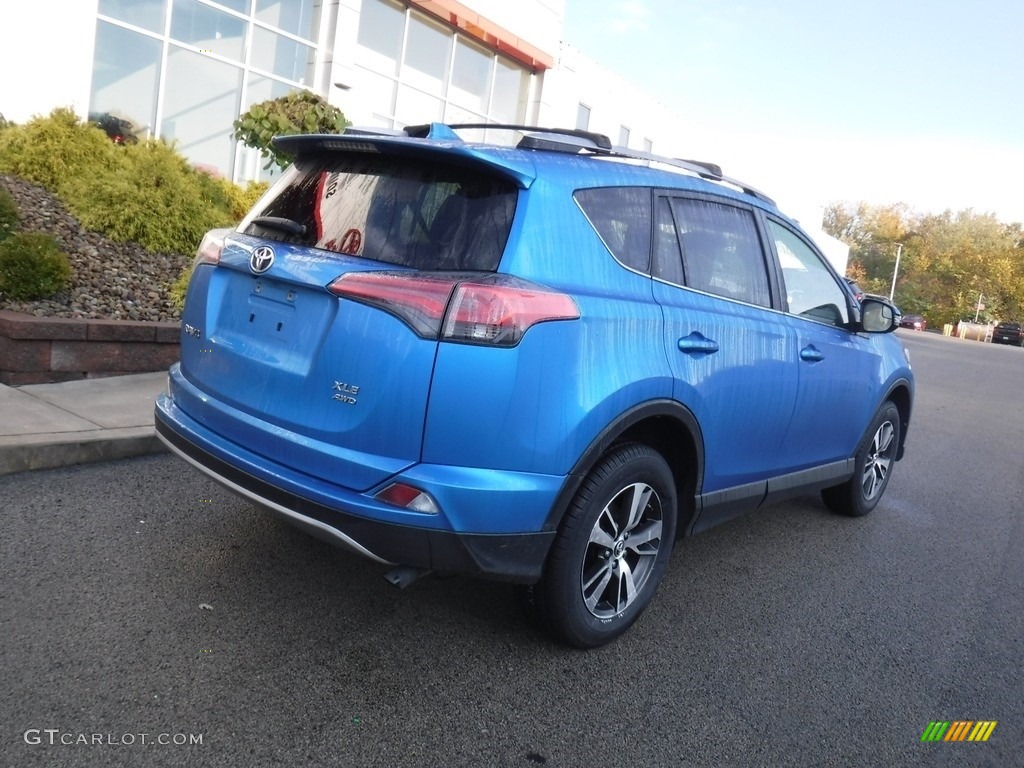 2017 RAV4 XLE AWD - Electric Storm Metallic / Black photo #15