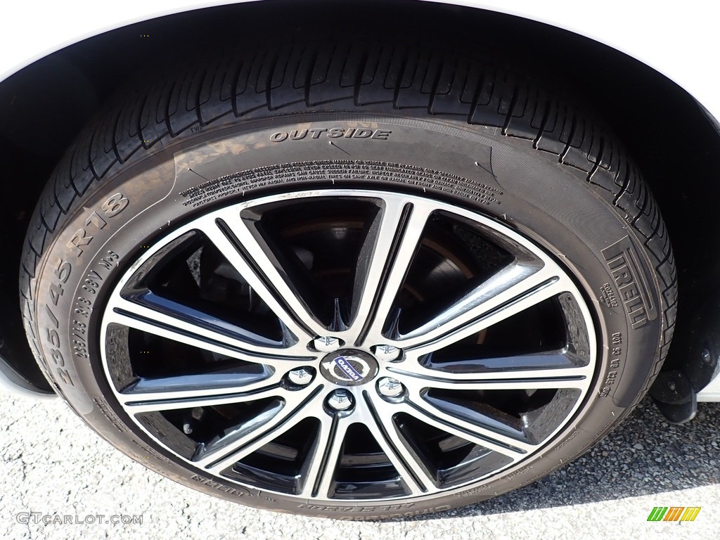 2017 Volvo S60 T5 AWD Wheel Photos