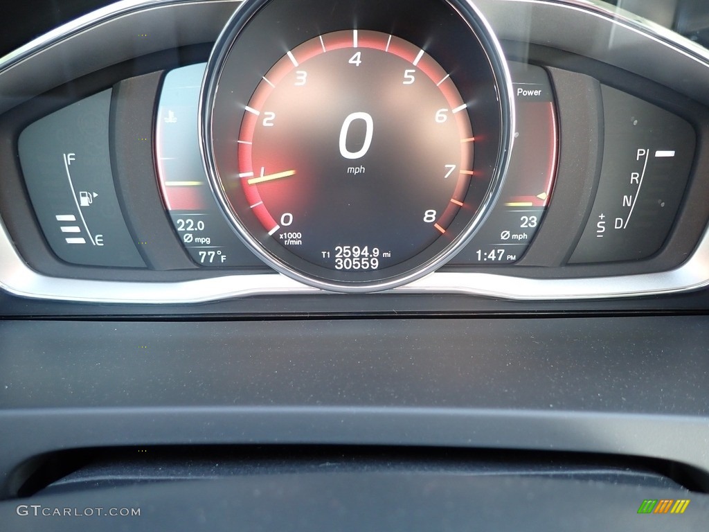 2017 Volvo S60 T5 AWD Gauges Photos