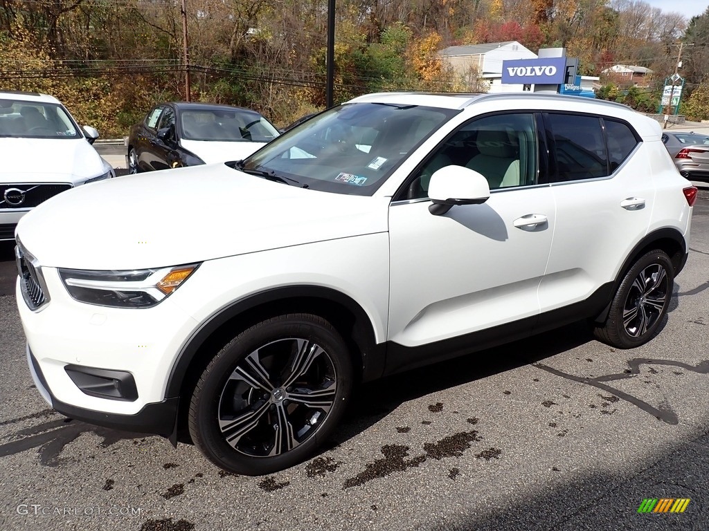 Crystal White Metallic 2021 Volvo XC40 T5 Inscription AWD Exterior Photo #139956625