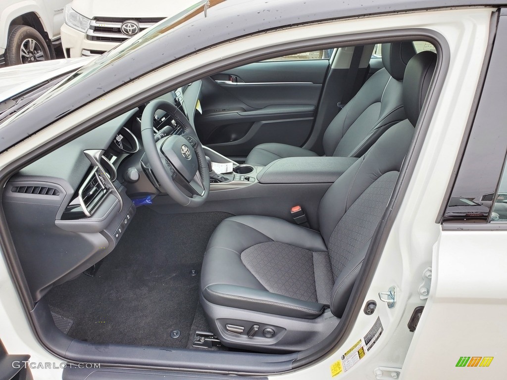 2021 Toyota Camry XSE Hybrid Front Seat Photo #139957690