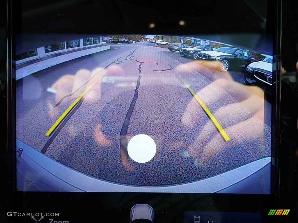 2021 XC60 T5 AWD Momentum - Bright Silver Metallic / Charcoal photo #14