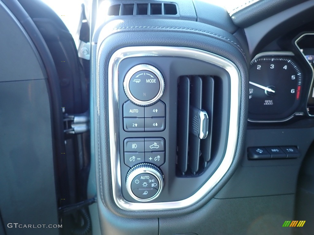 2021 GMC Sierra 1500 Denali Crew Cab 4WD Controls Photo #139959184