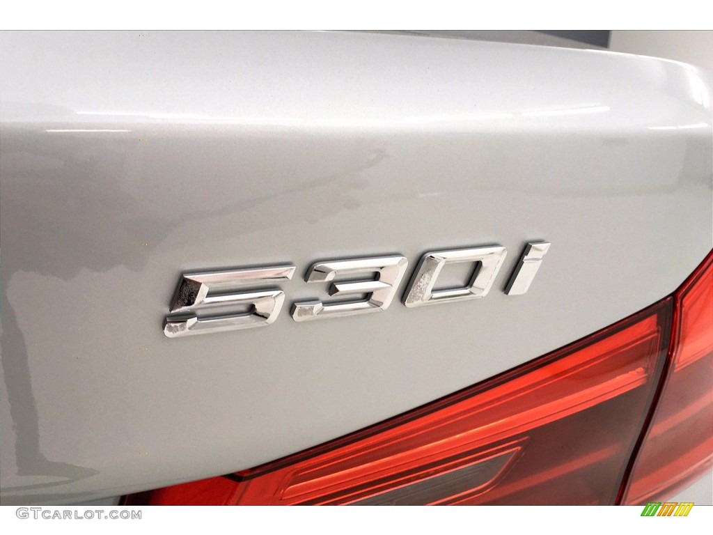 2020 5 Series 530i Sedan - Glacier Silver Metallic / Black photo #7