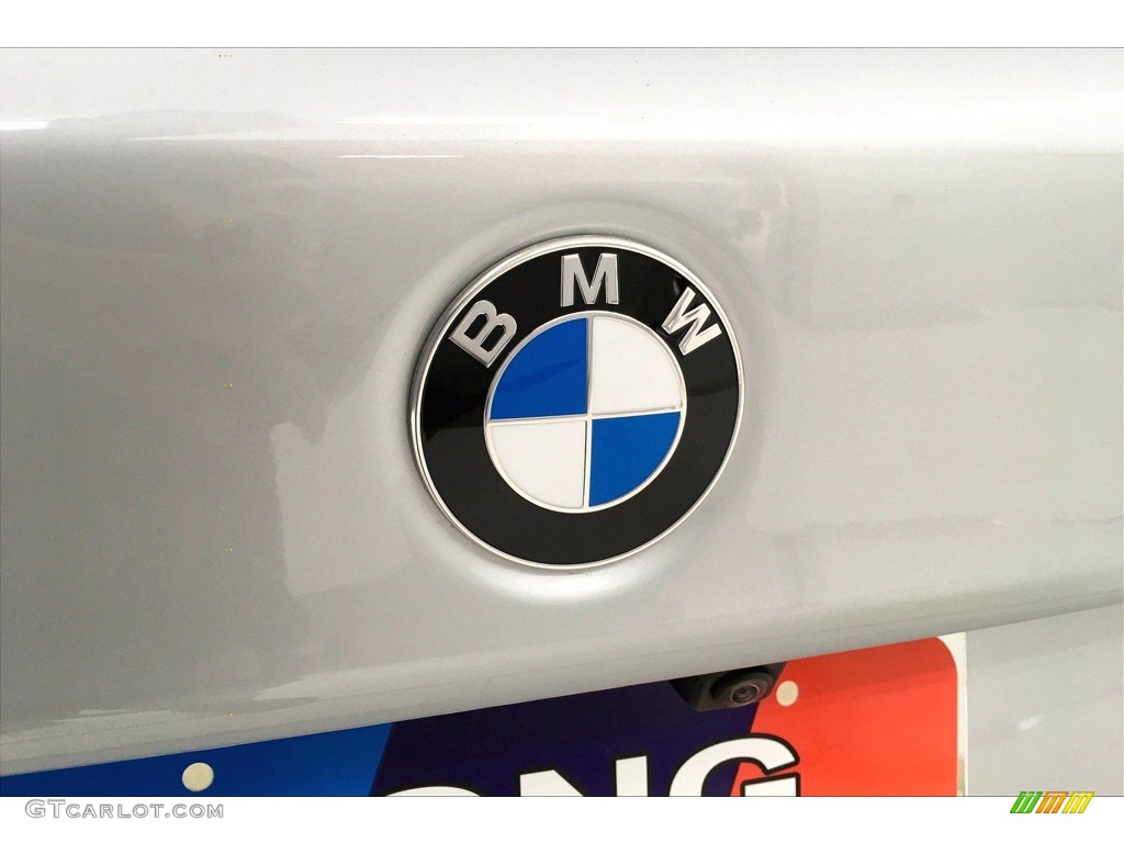 2020 5 Series 530i Sedan - Glacier Silver Metallic / Black photo #33