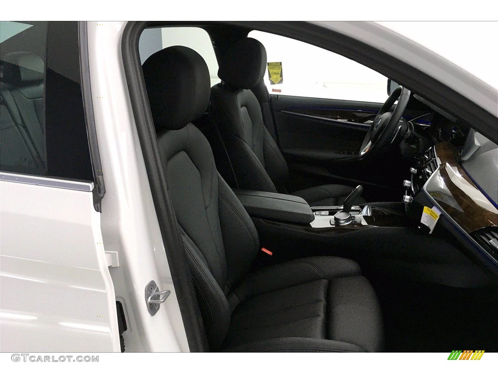 2020 5 Series 530i Sedan - Alpine White / Black photo #6