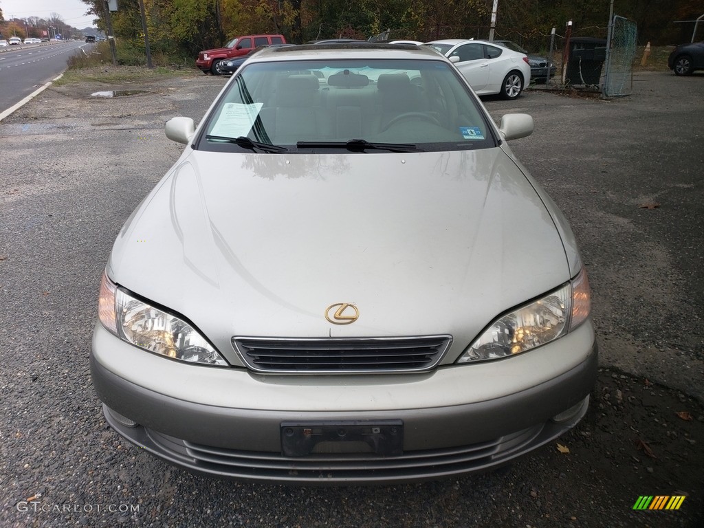 1998 ES 300 - Cashmere Beige Metallic / Beige photo #3