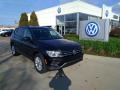 Deep Black Pearl - Tiguan S 4MOTION Photo No. 1